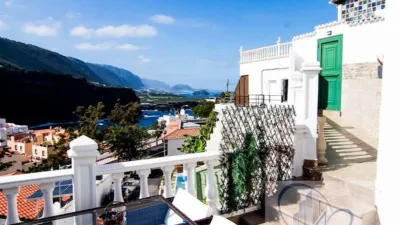 Penthouse on Calle de los Claveles photo 9