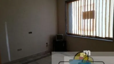 Local comercial en alquiler en Overa - Vista 4