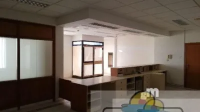 Local comercial en alquiler en Overa - Más