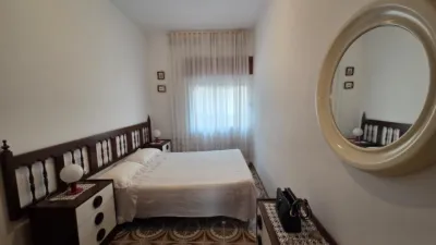 Apartment in Centre photo 9