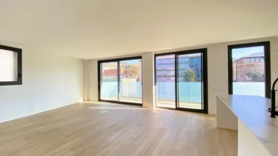 Piso en alquiler en Via Augusta, cerca de Carrer Nou de Santa Eulàlia - Imagen 2