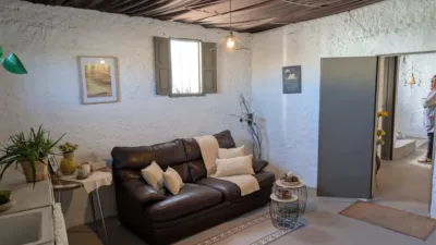 House in the Centre photo 32