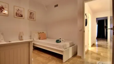 Chalet on Calle Alcalde Pedro Acevedo Bisshopp photo 42