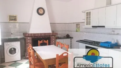 House on Calle Tijola photo 3