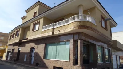 Corner house in Residencial photo 5