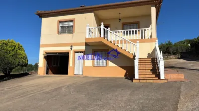 Chalet in Cuevas Bajas photo 4