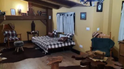 Chalet en venta en Barrio la Iglesia - View 4