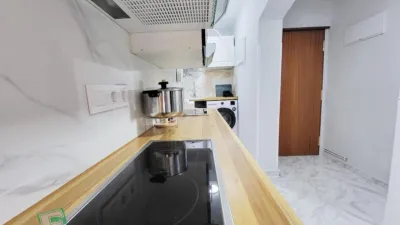 Piso en venta en Calle de los Claveles, Nueva Huca (Oviedo) de 179.000 €