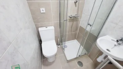 Piso en venta en Calle de los Claveles, Nueva Huca (Oviedo) de 179.000 €