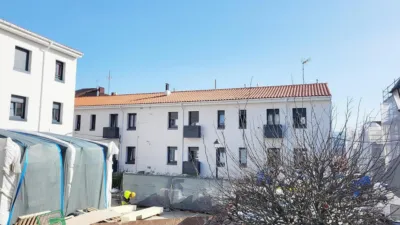 Piso en venta en Calle de los Claveles, Nueva Huca (Oviedo) de 179.000 €