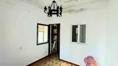 House in Centre photo 26
