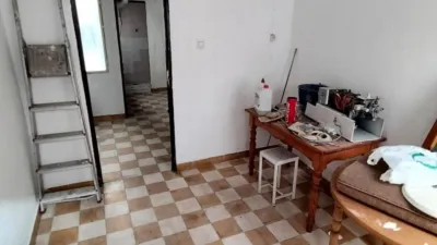 House in Centre photo 32