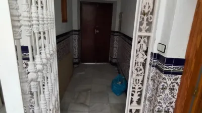 House in Centre photo 37