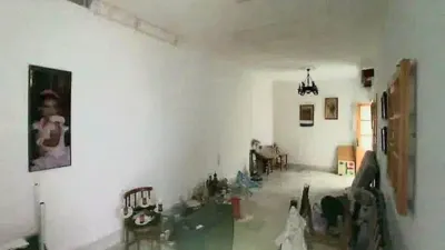 House in Centre photo 8