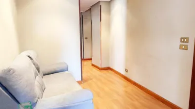 Apartment on Hermanos Menéndez Pidal Street photo 16