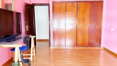 Apartment on Hermanos Menéndez Pidal Street photo 7