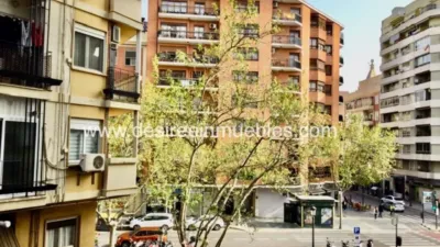 Piso en alquiler en Carrer de Don Armando Palacio Valdés - Imagen 2