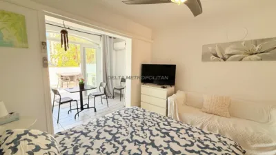 Studio at Avenida Santiago Puig, 1 photo 14