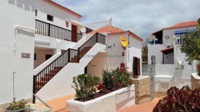 Studio at Avenida Santiago Puig, 1 photo 20
