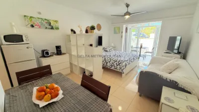 Studio at Avenida Santiago Puig, 1 photo 7