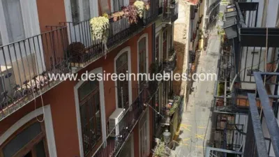 Piso en alquiler en Ciutat Vella - Imagen 2