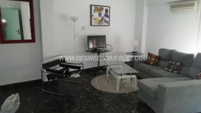 Piso en alquiler en Ciutat Vella - Imagen 4