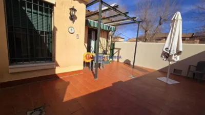 Chalet en venta en Centro, Calera y Chozas de 144.000 €