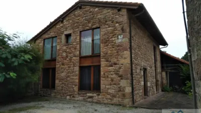 House in Santibáñez Neighborhood photo 16