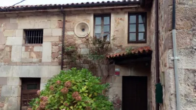 House in Santibáñez Neighborhood photo 26