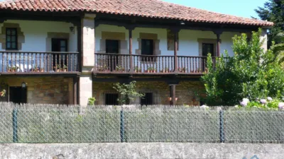 House in Santibáñez Neighborhood photo 32