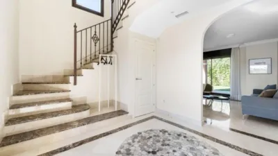 Townhouse on A-7 Oeste photo 9