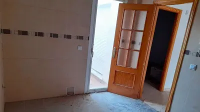 Piso en venta en Calle de Muñoz Pérez, cerca de Calle de San Isidro, Fernán-Núñez de 261.000 €
