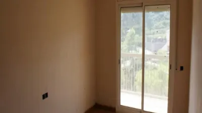 Semi-detached house on Avinguda dels Països Catalans photo 2