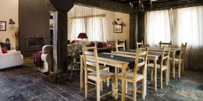 Rustic house on Cardosa Street photo 3