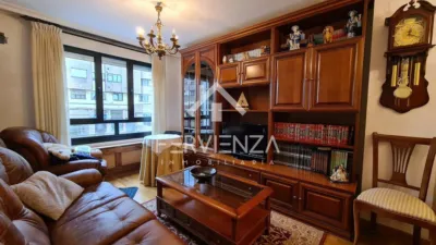 Piso en venta en Teatinos, Pumarín-Teatinos (Oviedo) de 210.000 €