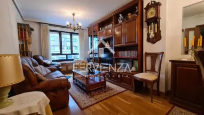 Piso en venta en Teatinos, Pumarín-Teatinos (Oviedo) de 210.000 €