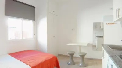 Estudio en alquiler en Pradolongo - Imagen 5