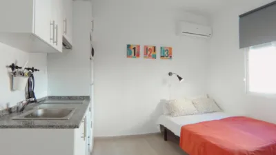 Estudio en alquiler en Pradolongo - Imagen 9