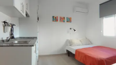 Estudio en alquiler en Pradolongo - Imagen 2