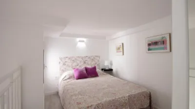 Estudio en alquiler en Zofío - Imagen 2