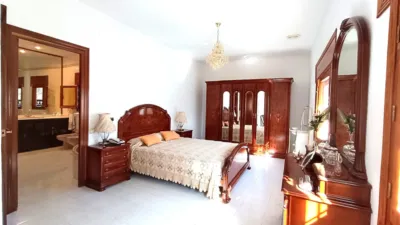House on Juan Pablo II Street photo 8