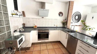 Semi-detached chalet on Artemi Street photo 11