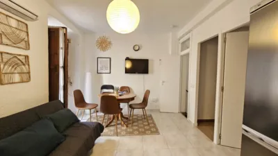 House in Centre photo 8
