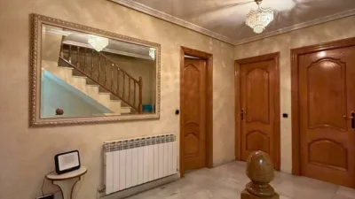 Semi-detached chalet on Calle Santimbia photo 18