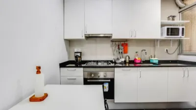 Habitación en alquiler en Sants, Sants (Distrito Sants-Montjuïc. Barcelona Capital) de 600 €<span>/mes</span>