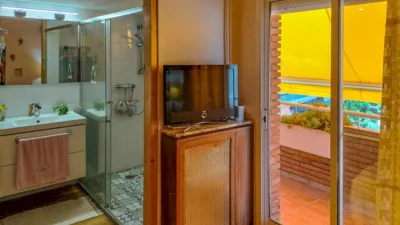 Apartment on Carrer de Sant Eduard photo 26
