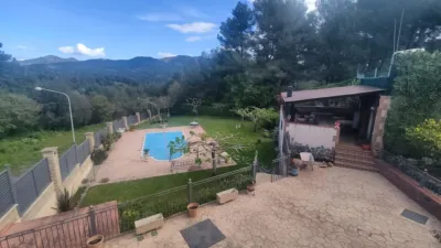 Chalet on Carrer Travadells photo 32
