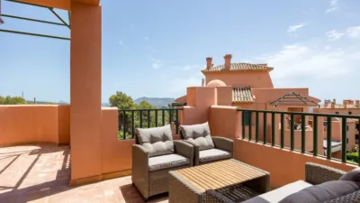 Penthouse in Golf Bahía Urbanization photo 5
