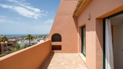Penthouse in Golf Bahía Urbanization photo 4