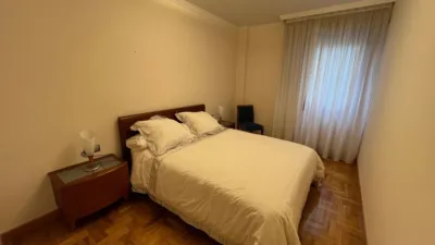 Apartment on Isaac Albéniz Street photo 17